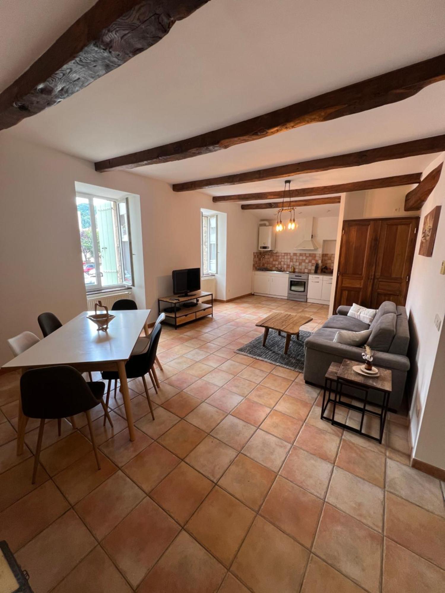 Appartement Et Jardin Vals Les Bains Luaran gambar